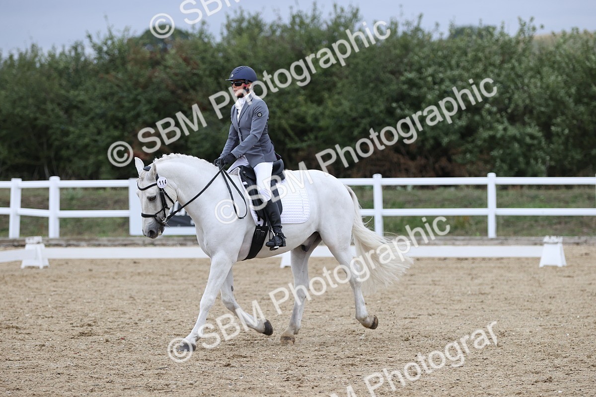 SBM_004275 - Class 9 - Novice 3 Champs