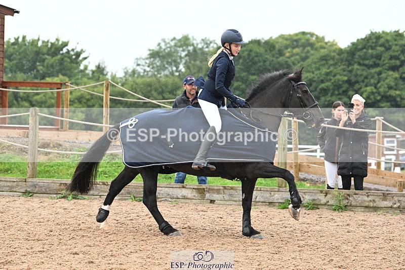 240907A-145402-02471 - Cls 4 Pony Big Team 95cm & 1.05m