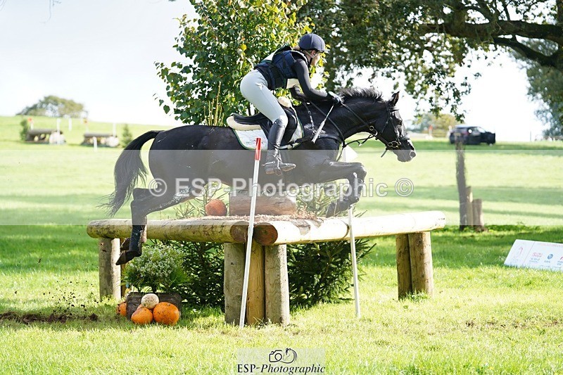 231020-114912-06983 - 053-WISHING.TIME-Holly.Law-XC