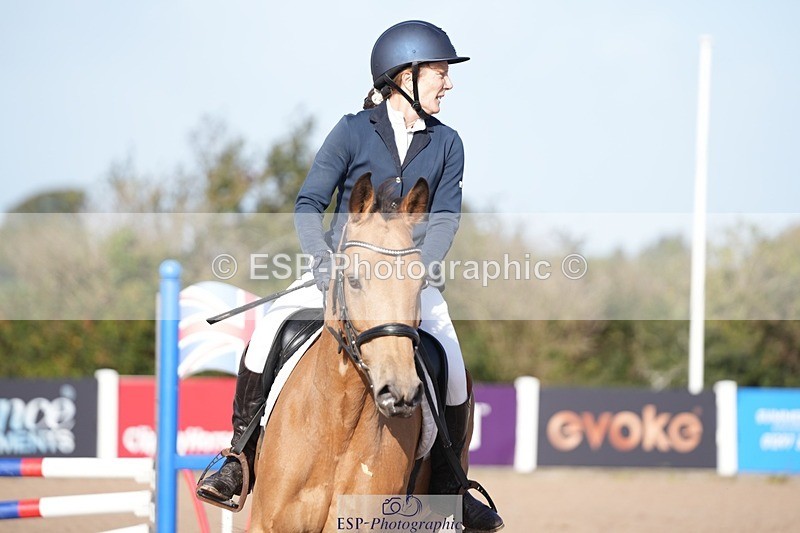 251004-102317-01753 - Cls 15 British Novice and 90cm Open