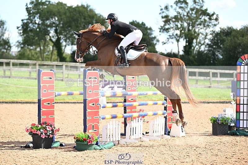 240913A-132344-04535 - Cls 15 Snr Foxhunter