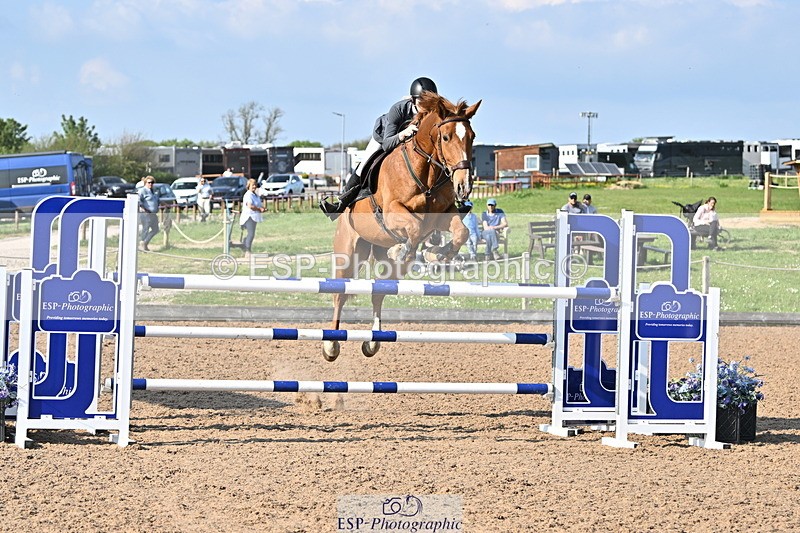 240509A-173145-03543 - Cls 12 Chard Equ Speed Derby