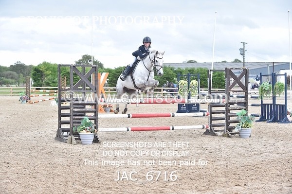 JAC_6716 - CLASS 17 SUN Pony Newcomers/ 1m Open