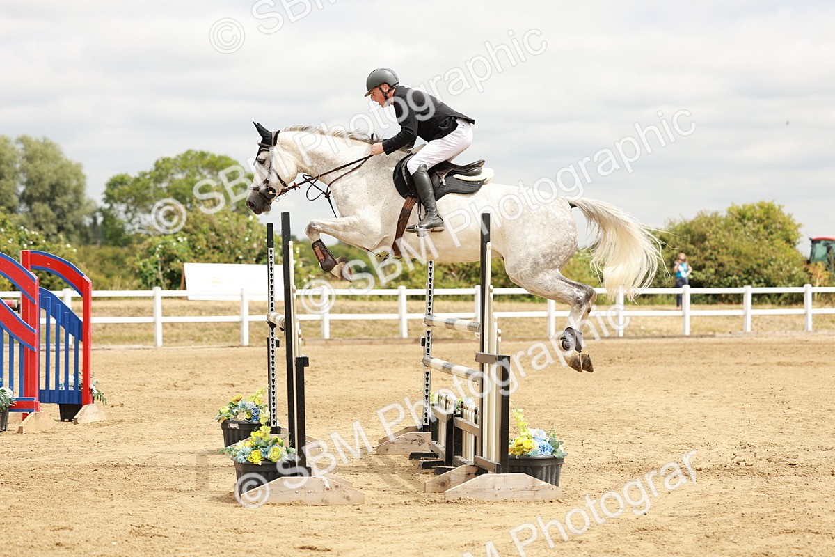 SBM_017820 - Class 21 - Senior Newcomers Championship 2d Rd