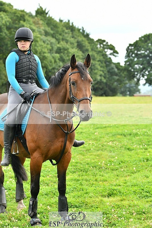 230817-153930-01562 - Theo's 2nd Group - XC