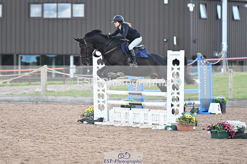 240912A-105543-00440 - Cls 2 Snr Newcomers