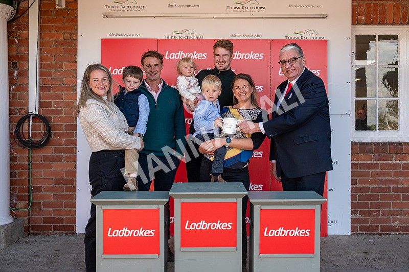 030525-Race 5-Savrola-3516 - Race 5