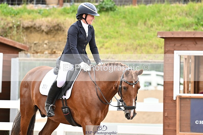 240817A-152458-10096 - 223-Pippa.Knight-KFS.Boston.Burglar