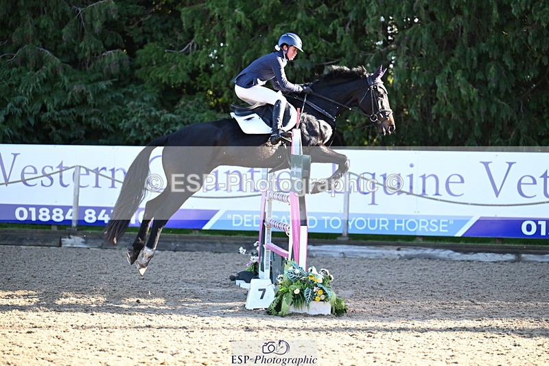 251024A-110918-06710 - B-162-Elle.Slack