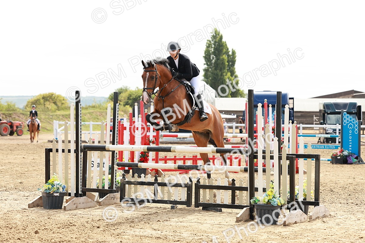 SBM_016907 - Class 20 - Senior Newcomers - 1.10m