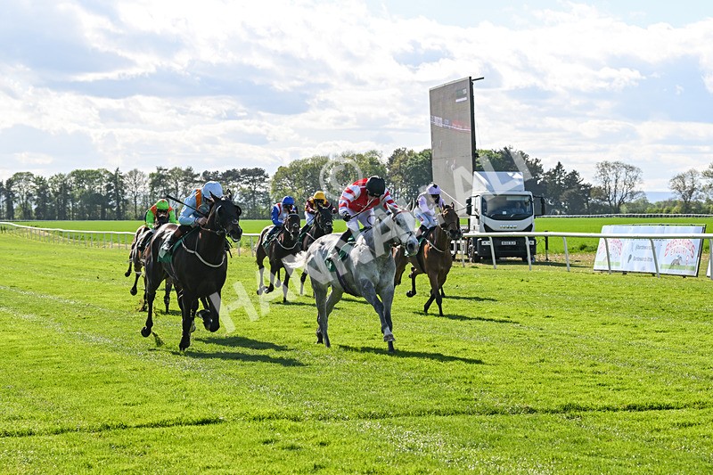 030525-Race 6-Secret Guest-3404 - Race 6