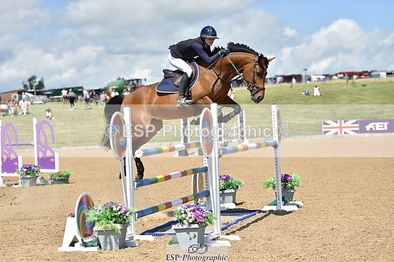 250628-145108-05569 - Cls 12 Newcomers Jump offs & Presentations