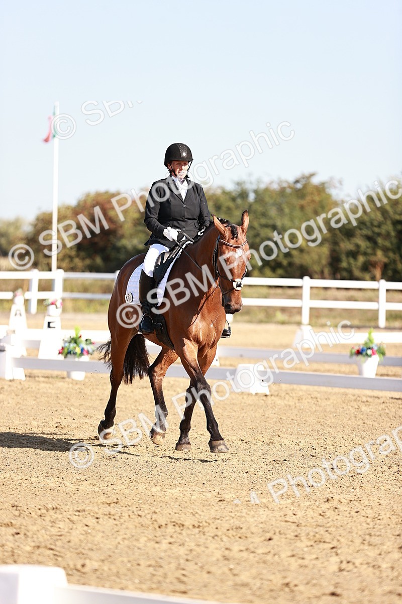 SBM_004329 - Class 12 - Novice 5 - 9.07-10.10