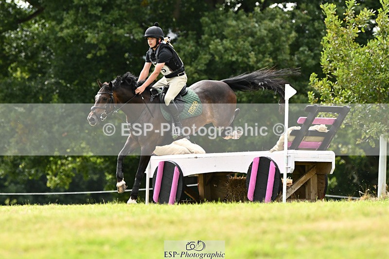 240825X-153454-36511 - 80cm XC 15.30 to 16.30