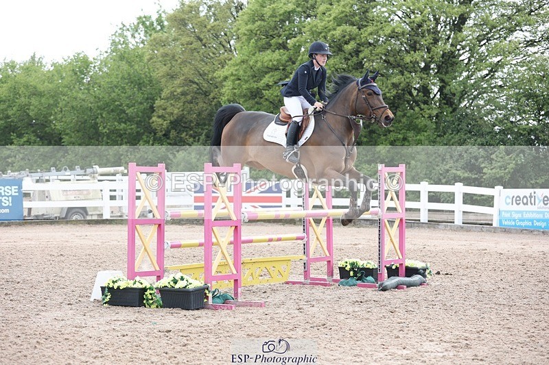 250509-171514-09200 - Cls 24 Snr Newcomers