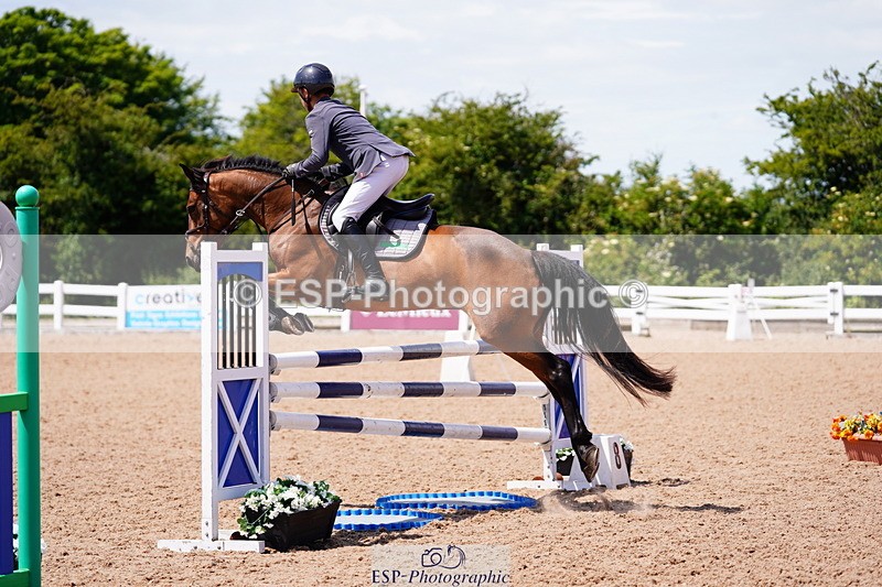 240629A-121544-05266 - Cls 18 Newcomers and 1m Open