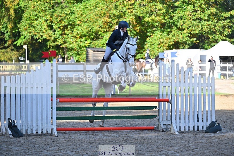 241027-094748-16117 - 386-Sarah.Ulph-COOL.ICE