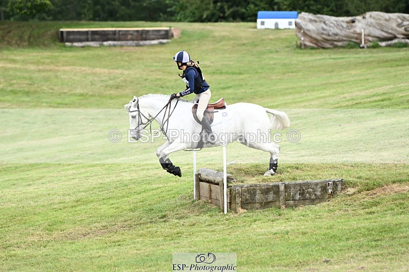 240825X-141957-34978 - 80cm XC 14.30 to 15.30