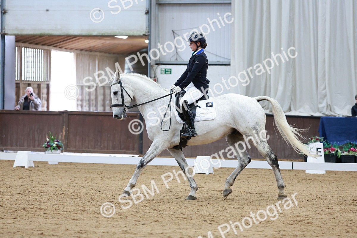 SBM_009888 - Class 6b - Novice 6 - 12.40-13.43