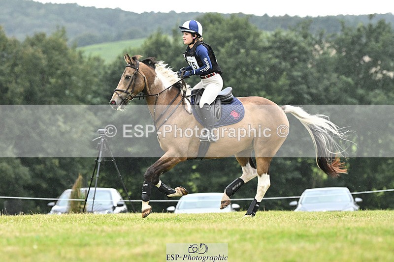 240825X-164441-37339 - 80cm XC 16.30 to 17.30