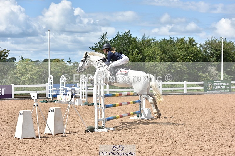 230806A-140418-02311 - Cls 21 Pony Newcomers & 1m Open