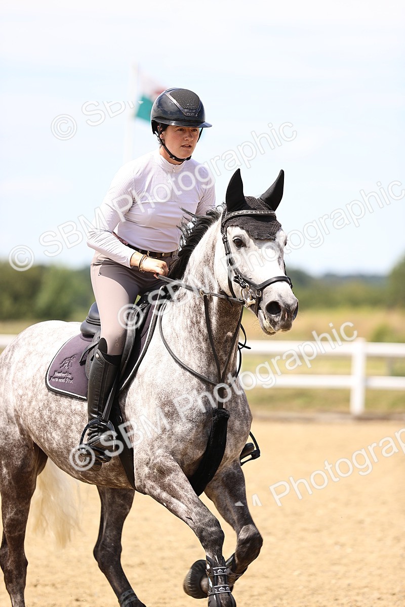 SBM_001616 - Class 16 - GFS Senior Newcomers 1.25m