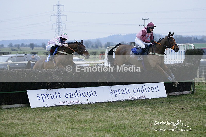 PtP 230122 811 - Cocklebarrow Races - Heythrop Hunt - 23/01/22