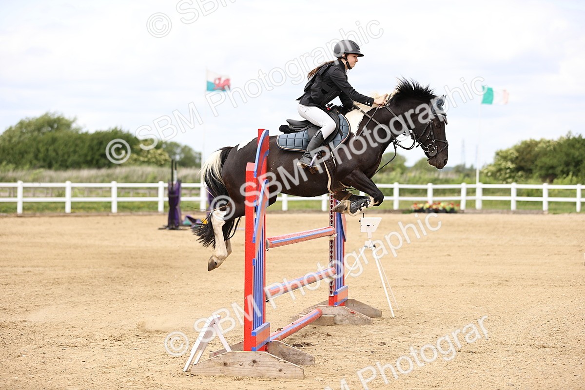 SBM_000337 - Class 4 - 1m showjumping