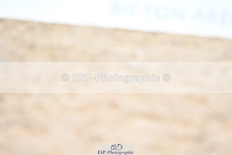 230813-170506-08557 - Cls 14 Medium Silver 16.45 to End