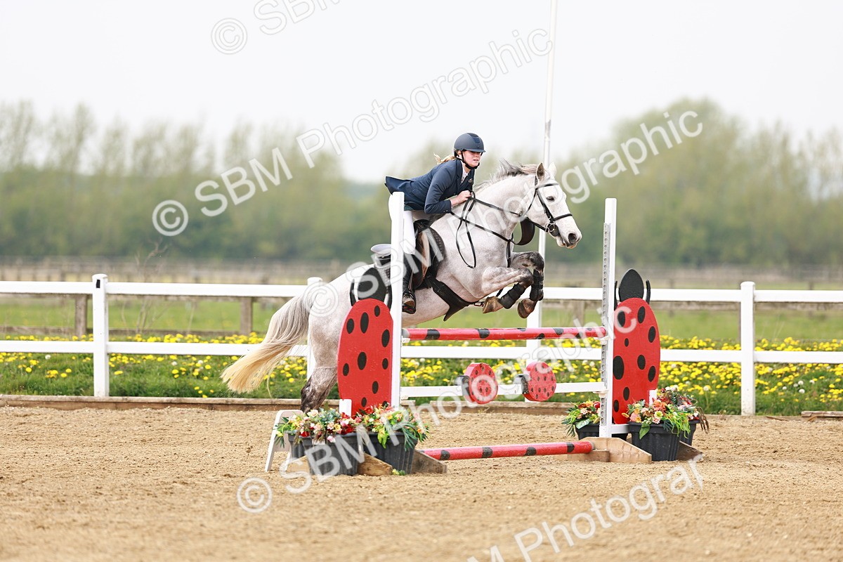  - Class 17 - Senior 1.05m