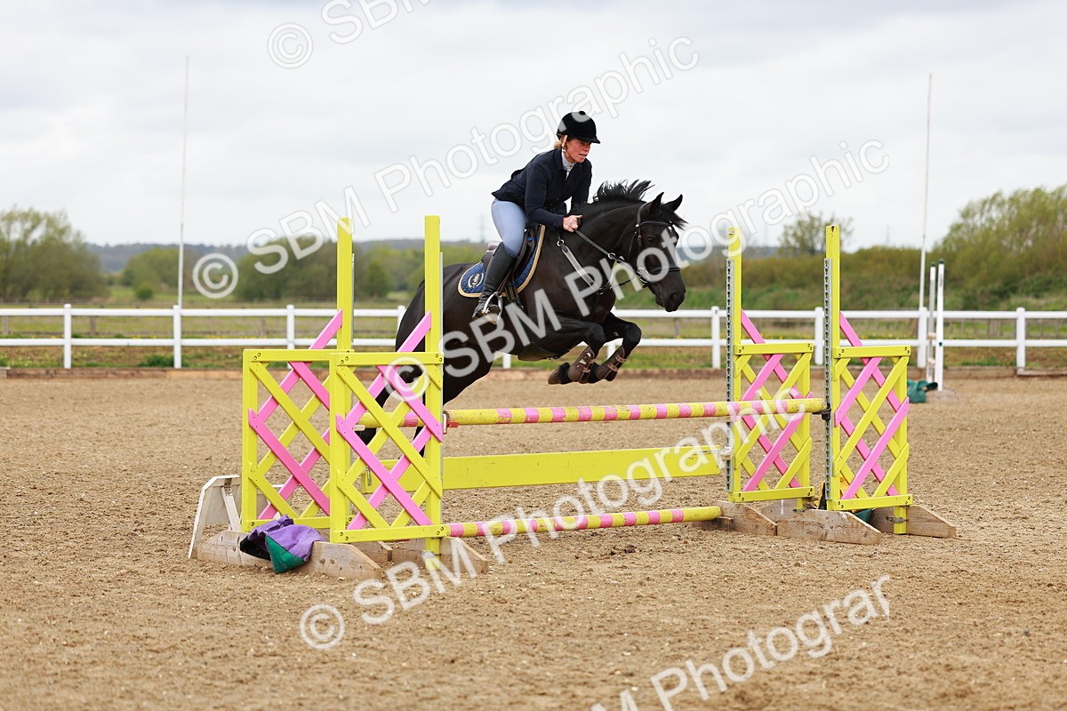 SBM_002009 - class 8 - Senior British Novice - 90cm