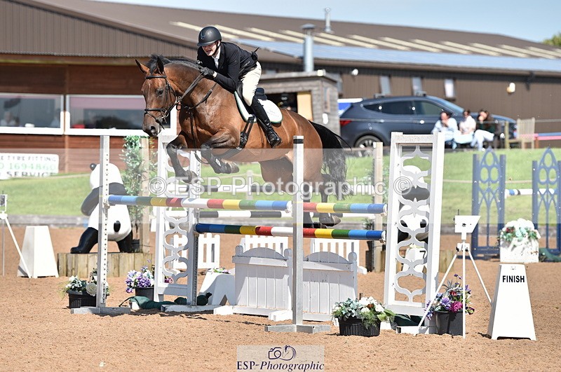 230810A-112104-00846 - Cls 9 Foxhunter