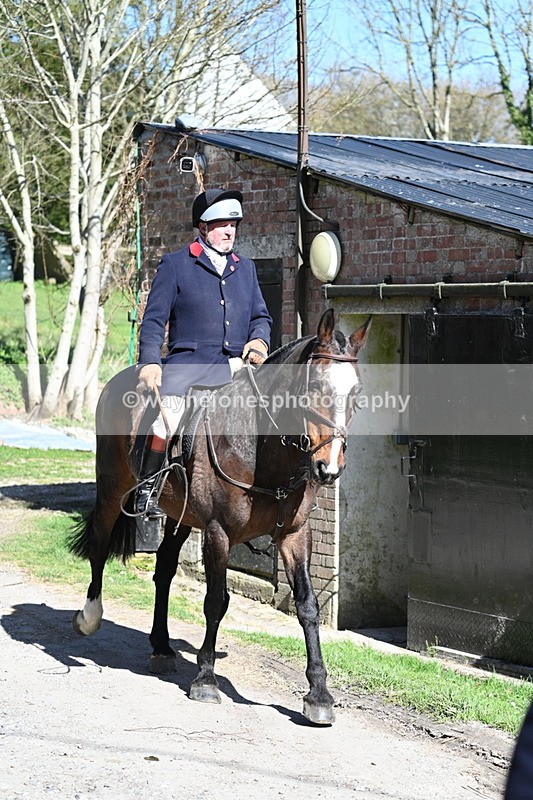 WJ7_9686 - Home for hunt tea !