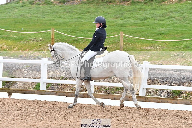 240121A-105017-00482 - Cls 5 Novice 37A