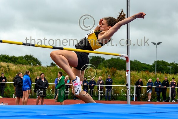 ComMast25-919906 - Field Female Set One