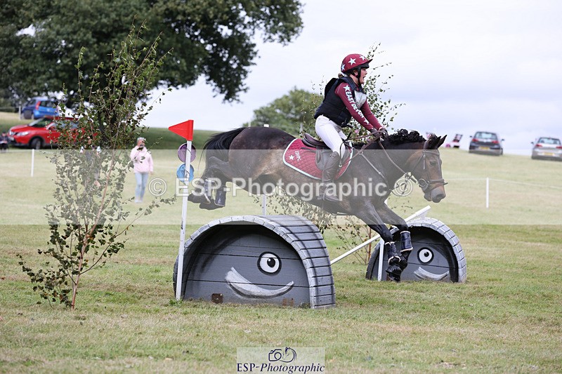 240825X-161232-36436 - 80cm XC 15.30 to 16.30