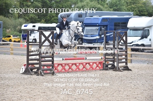 JAC_6745 - CLASS 17 SUN Pony Newcomers/ 1m Open