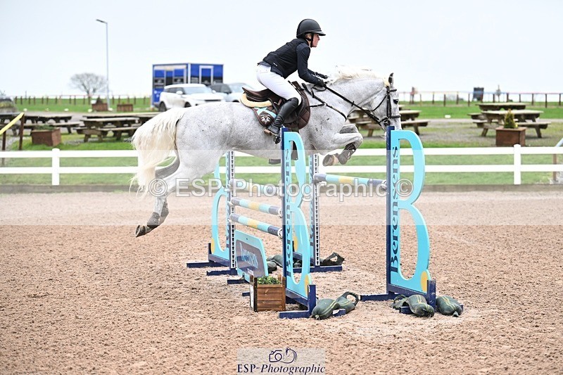 260130-130448-00484 - Cls 6 Foxhunter and 1.20m Open