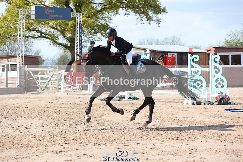 250427-155807-18260 - Cls 24 - 1 Star Gold Tour