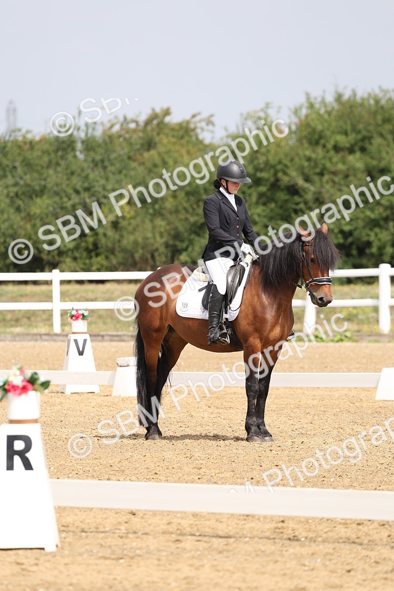 SBM_005836 - Class 6 - Novice 6 - 10.26-11.29