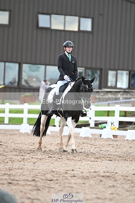 250907-120230-07345 - 020-Leo.De-ValentinoBarfields.Cosmopolitan