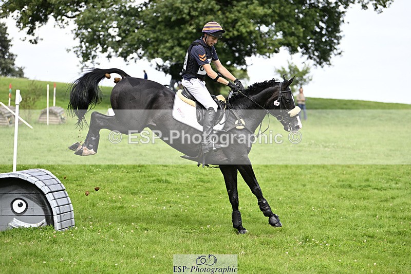 240804-155334-18444 - 616-Max_Forster-HEVANS_ROYAL_REVOLUTION