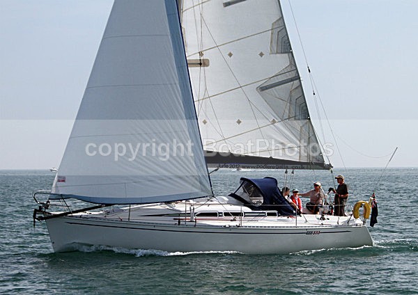 110422 ESCAPADE GBR7073T ELAN 33 IMG_4595 - Sailboats - monohull
