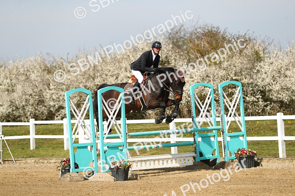 SBM_002563 - Class 10 - Senior Newcomers - 1.10m