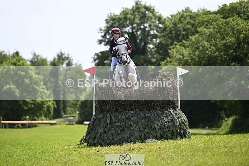 240525-134645-14805 - 156-JAG_WOMANIZER_LADY-Beatrice_Montgomerie