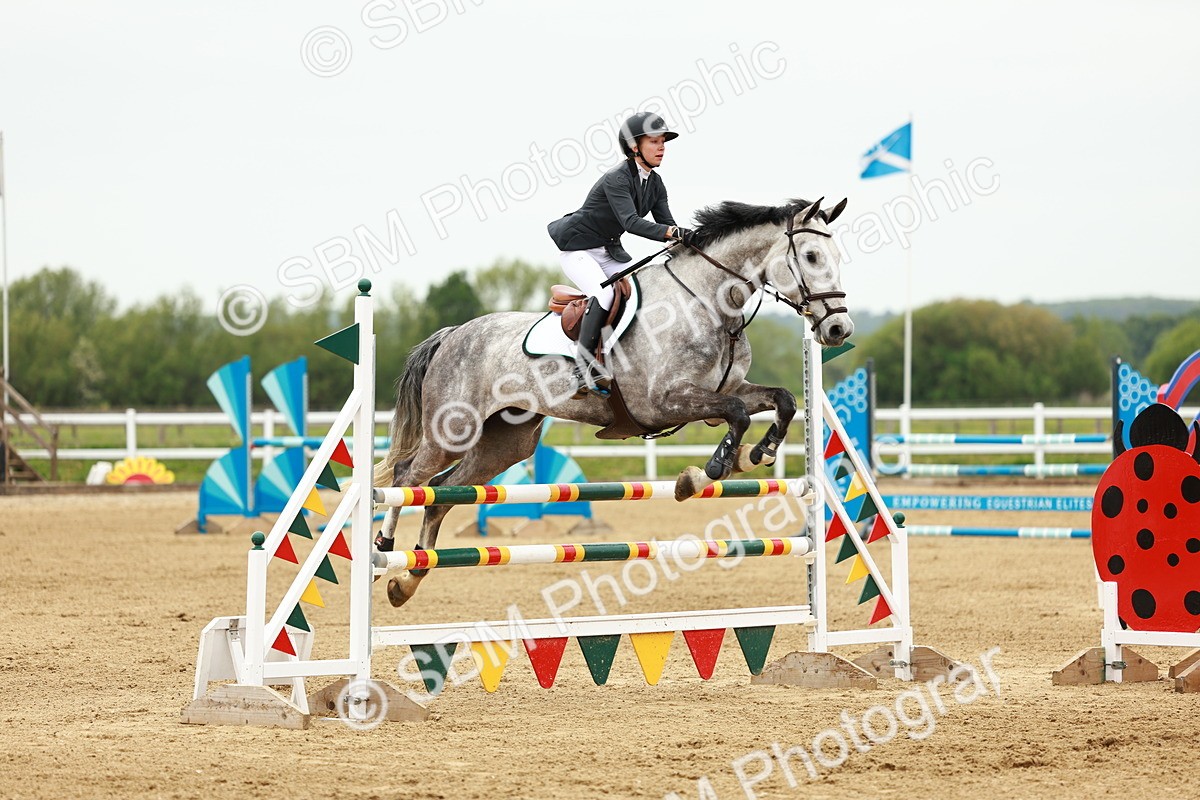 SBM_001070 - Class 4 - Senior Newcomers - 1.10m