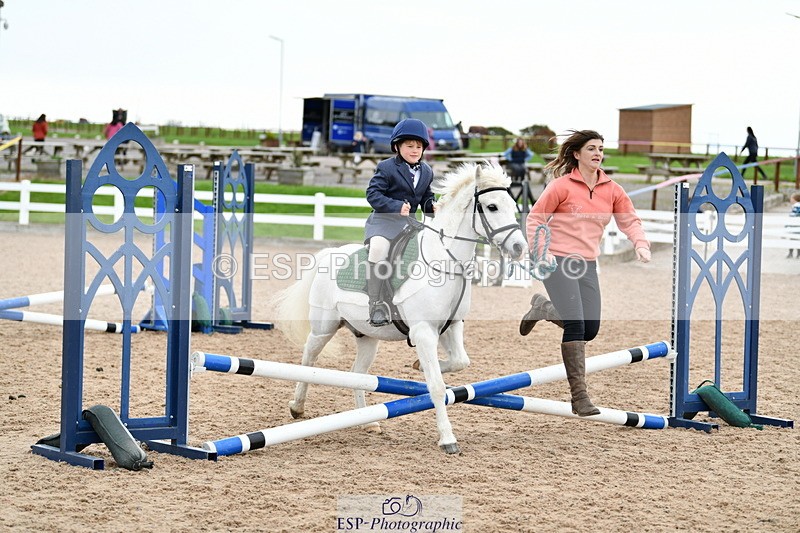 241013B-103704-00412 - Cls 2c 40cm Lead Rein