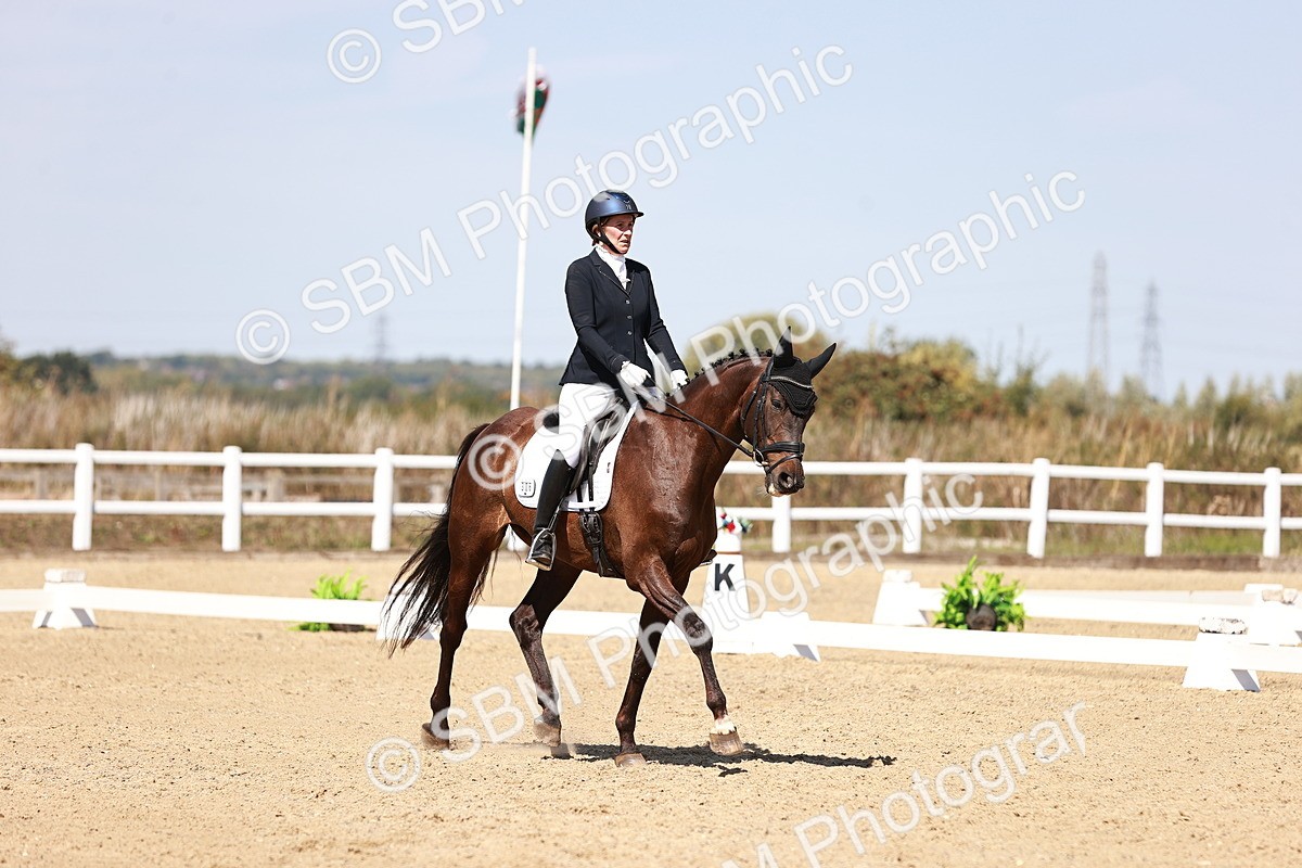 SBM_004940 - Class 12 - Novice 5 - 12.02-12.44