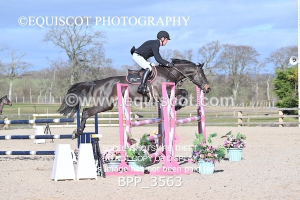 BPP_3563 - CLASS 6 Senior Discovery/ 1m Open