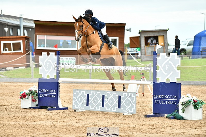 230720A-154428-04011 - Cls 9, 2 Star Big 1.40m Start to break